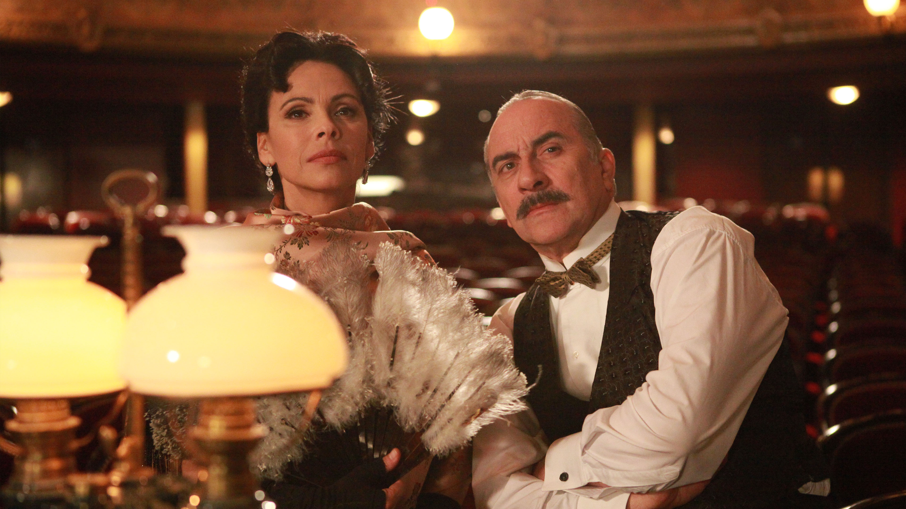 Mystery in Paris: Mystery at the Opera
