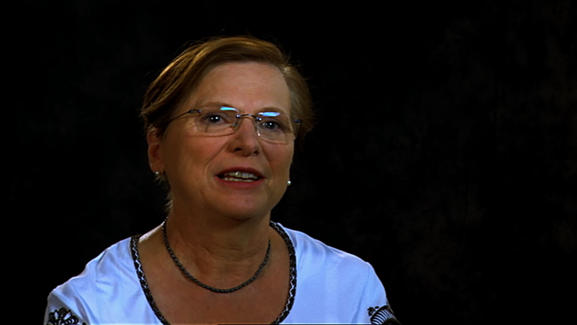 A French Village: BONUS: Franco-German Love Affairs (Sn 2 Ep 16)