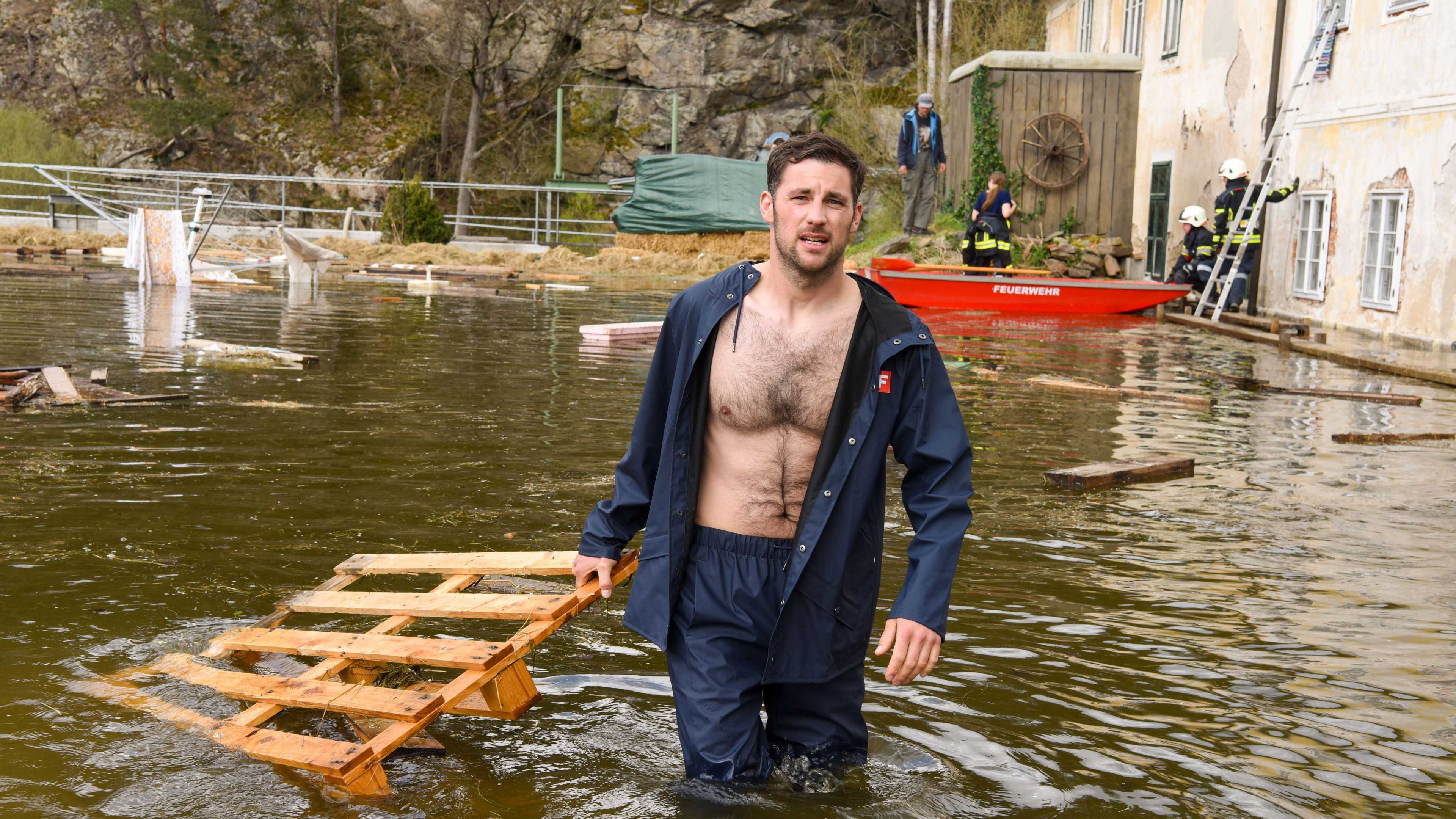 Walking on Sunshine: Episode 10