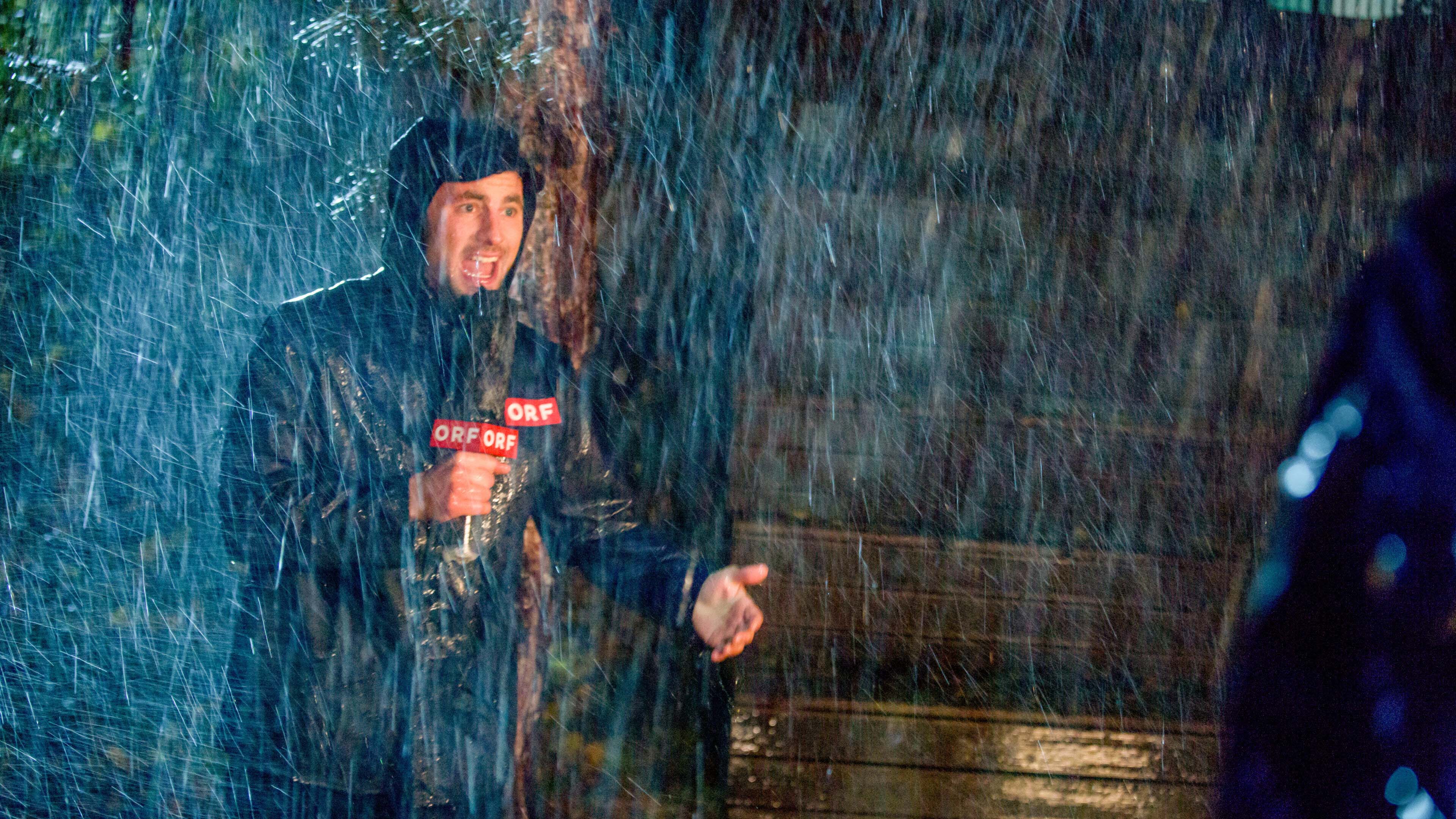 Walking on Sunshine: Episode 04