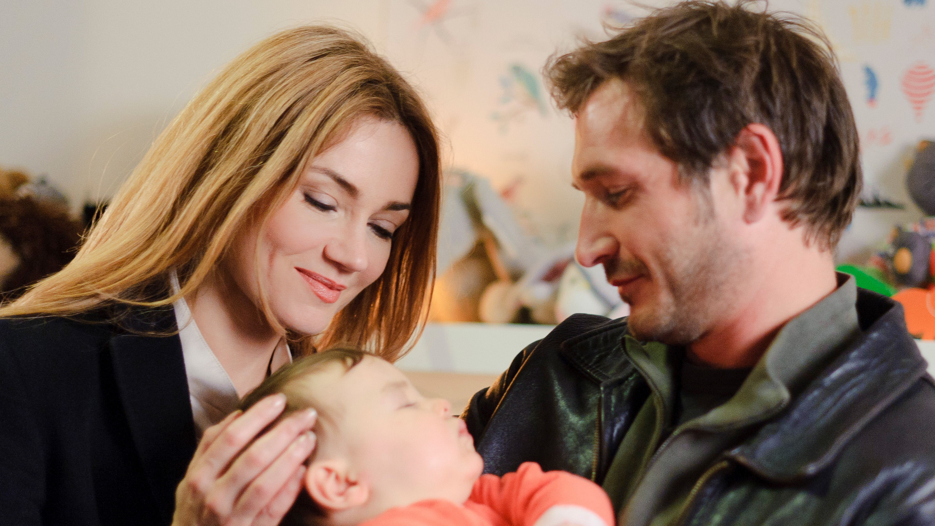 Alice Nevers: A Mad World