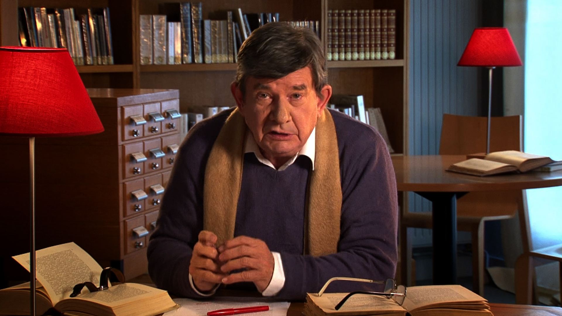 A French Village: BONUS: Police Terror (Sn 3 Ep 13)