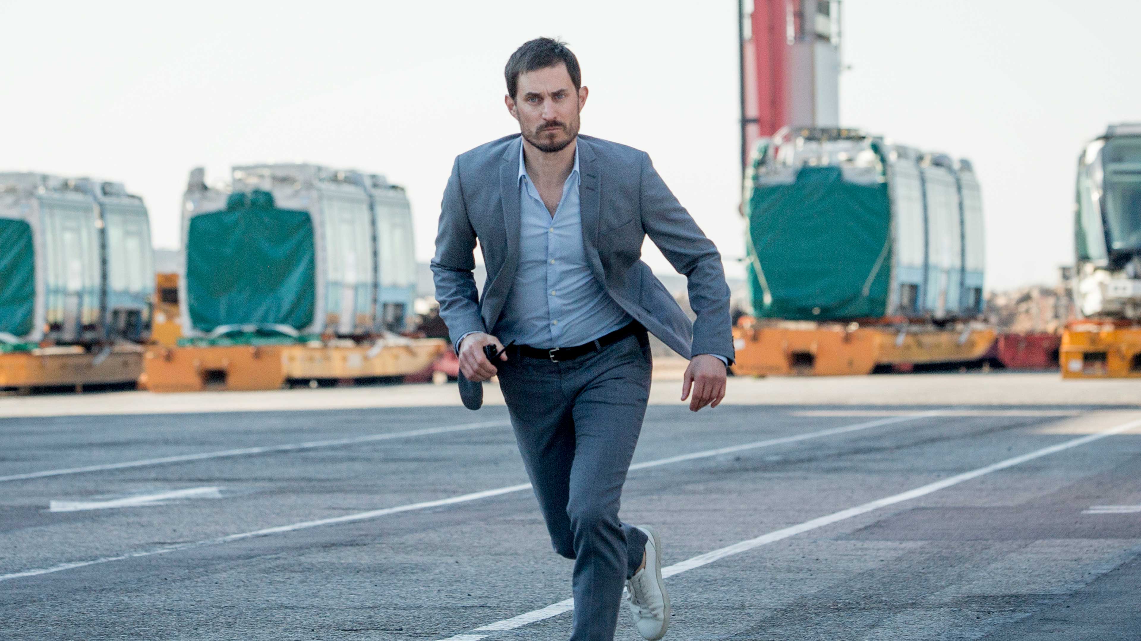 Barcelona Crime: Keeping Afloat