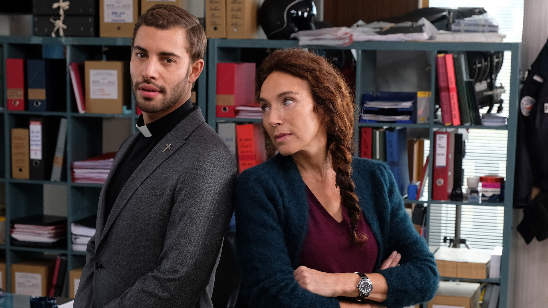 Murder In...: Tours (Sn 2 Ep 8)