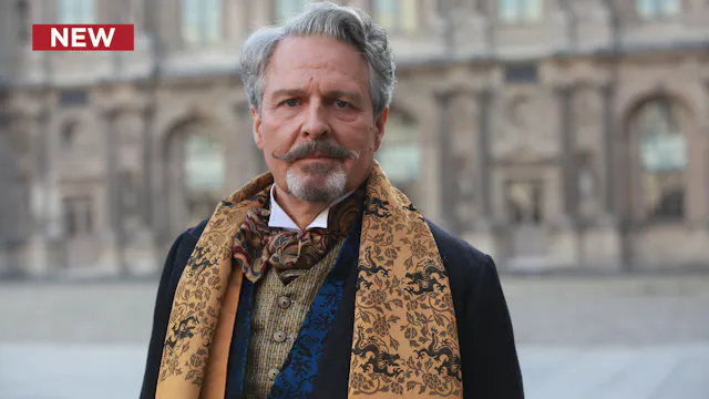 Mystery in Paris: Mystery at the Louv...