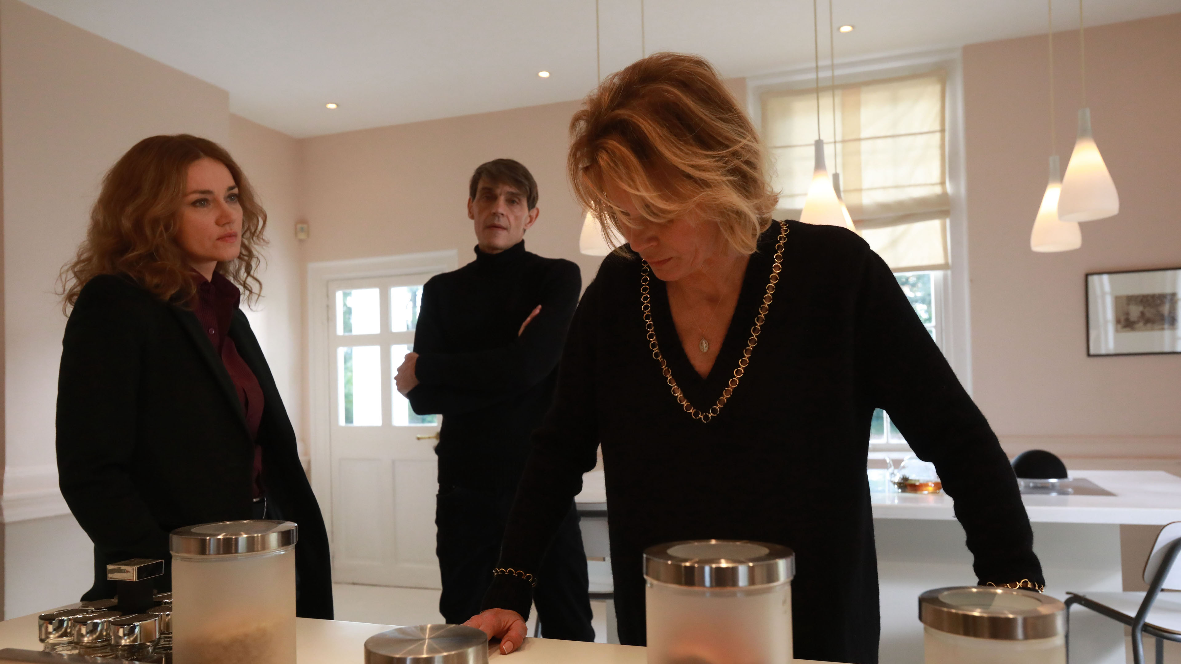 Alice Nevers: Intelligence