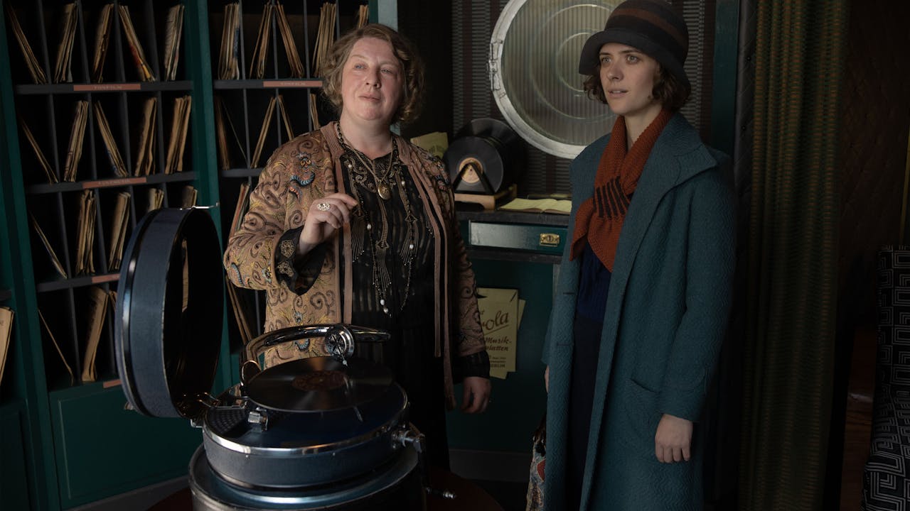 Babylon Berlin: Episode 10 - Season 4 - MHz Choice