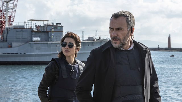 The Bastards of Pizzofalcone: Deceptions