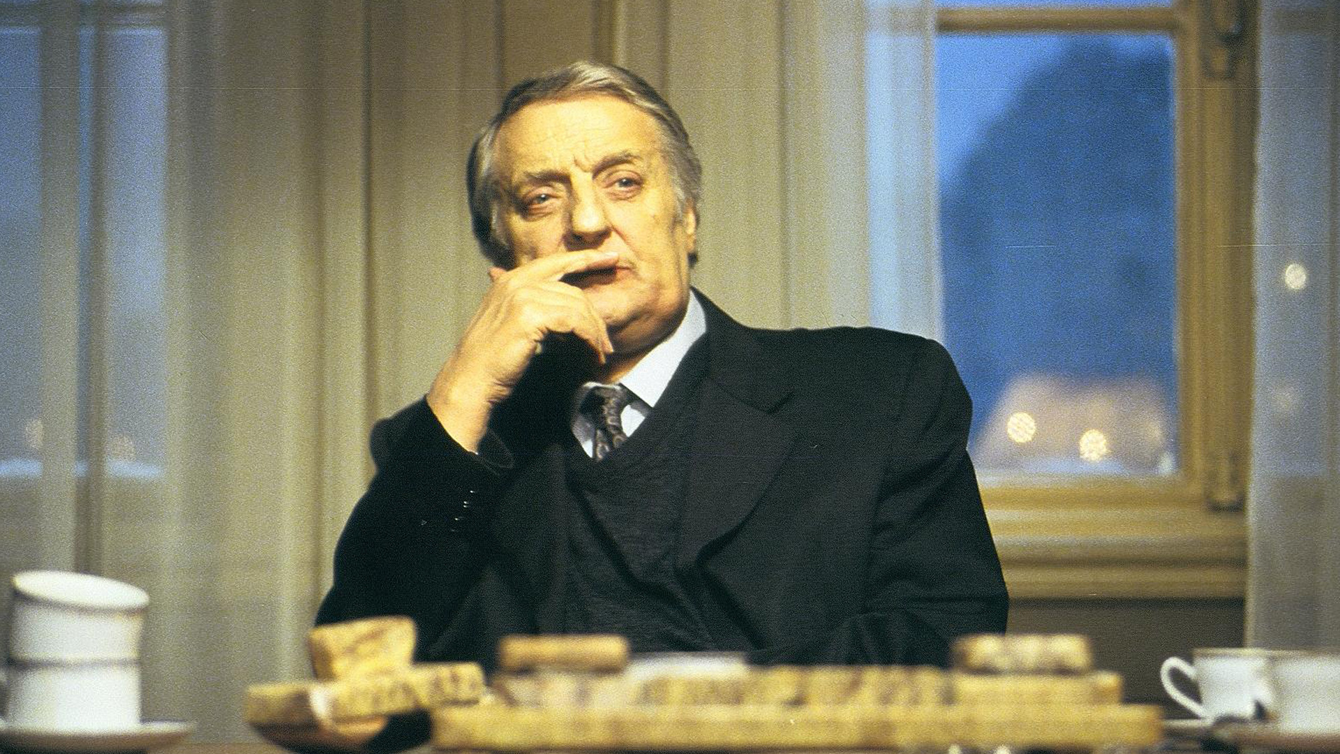 Maigret: Seven Little Crosses (Sn 9 Ep 5)