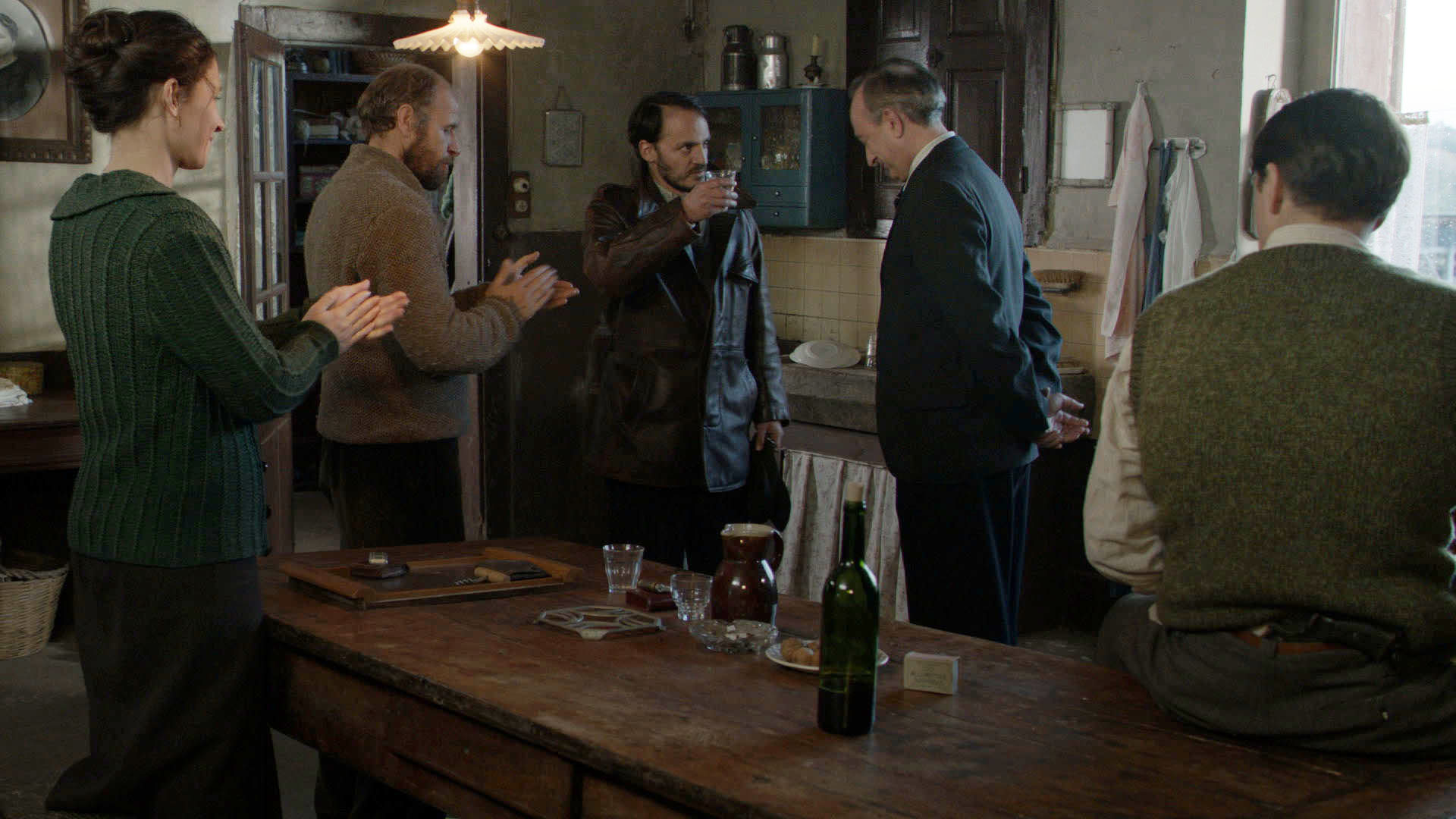 A French Village: The Mousetrap (Sn 3 Ep 11)