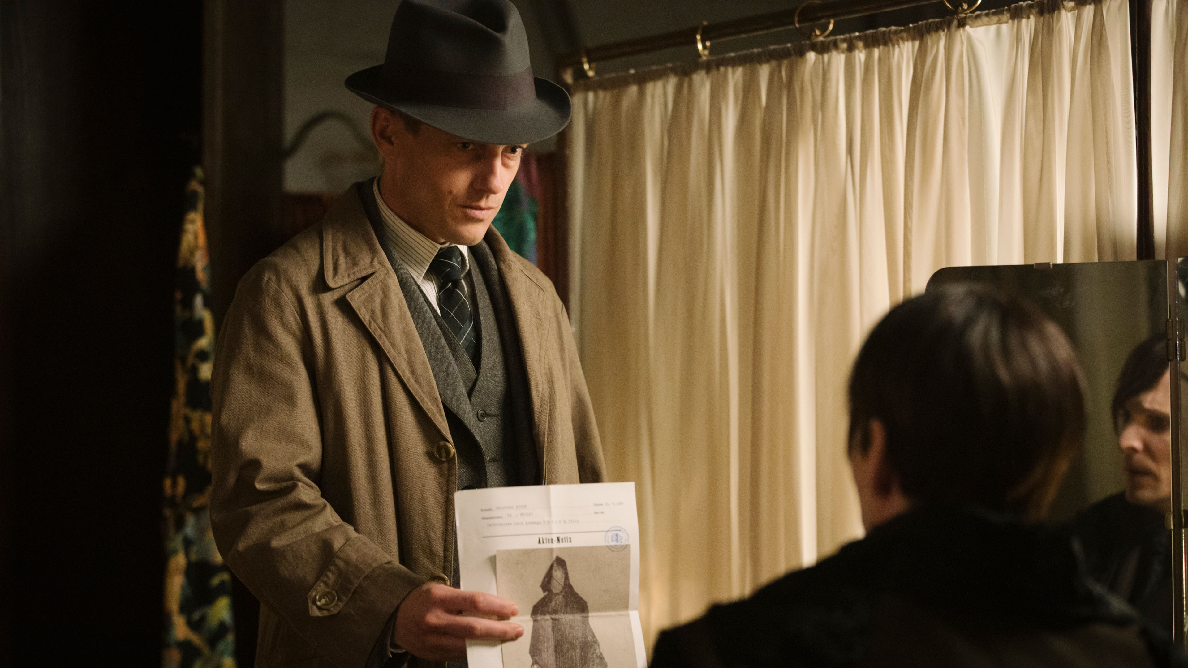 Babylon Berlin: Episode 03