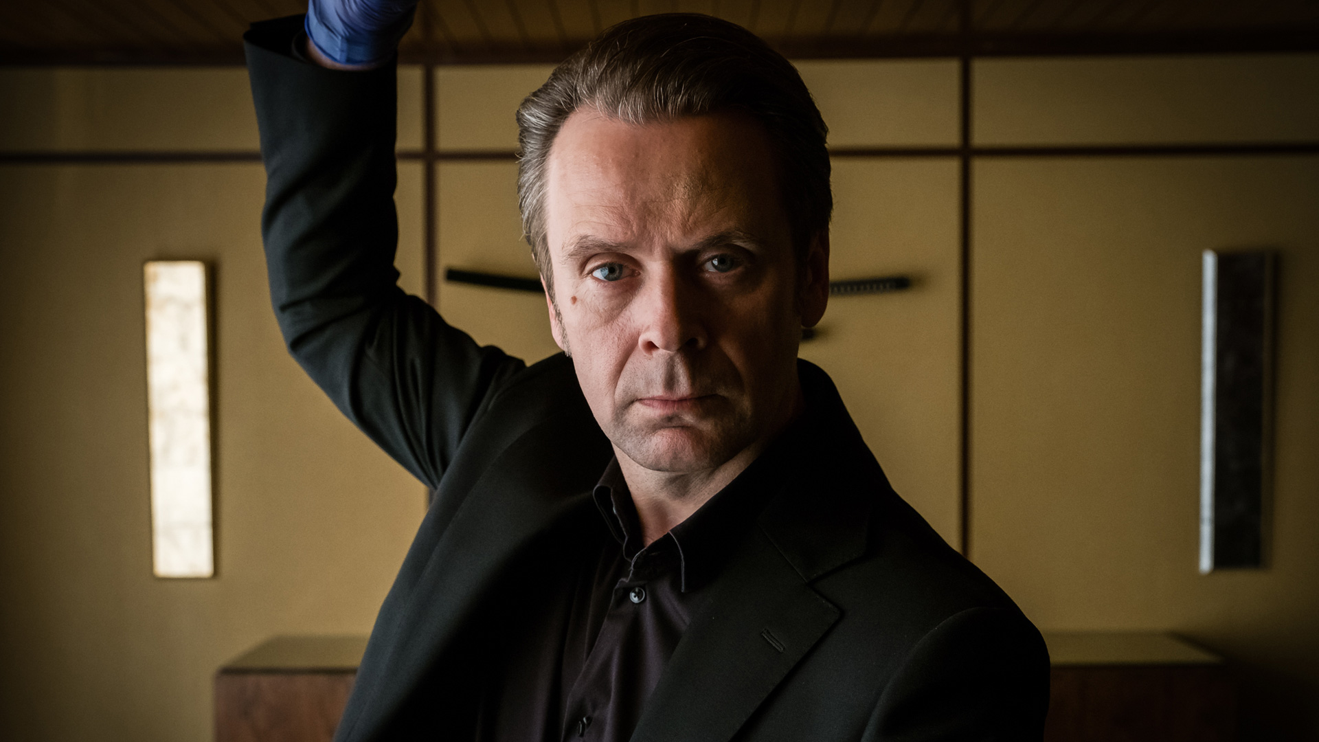 Professor T: Hotel Murder (Sn 1 Ep 3)