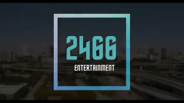 10 Years In 40 Seconds trailer