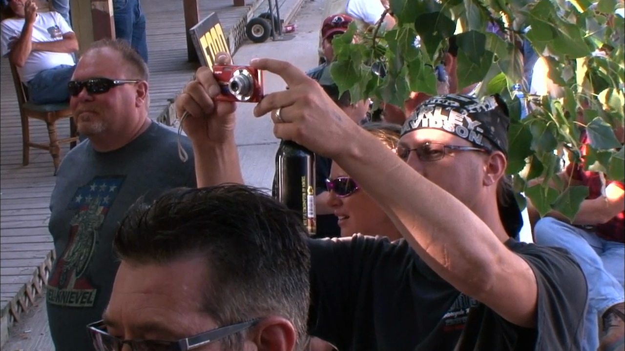 Season 03, Episode 04: Counterfeit Chaos