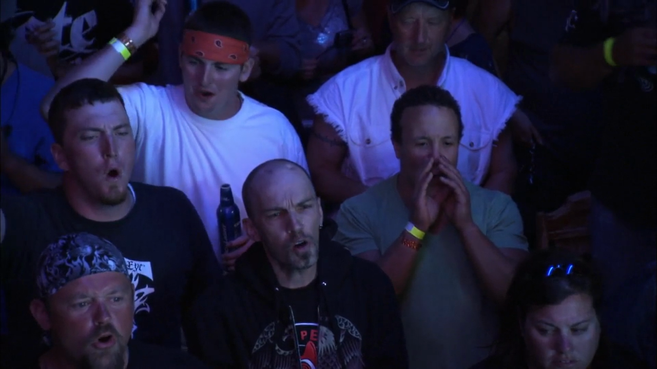 Season 03, Episode 08: The Bridge