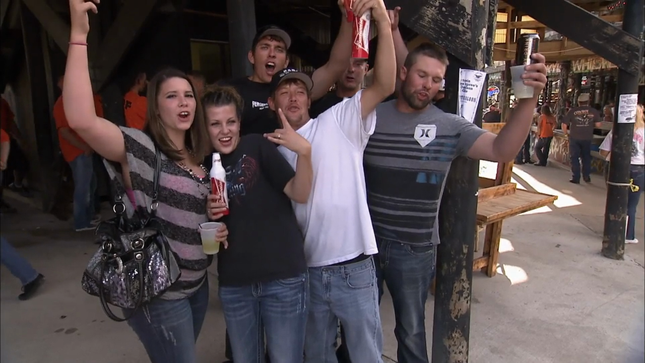 Season 05, Episode 09: All Hail's Gonna Break Loose