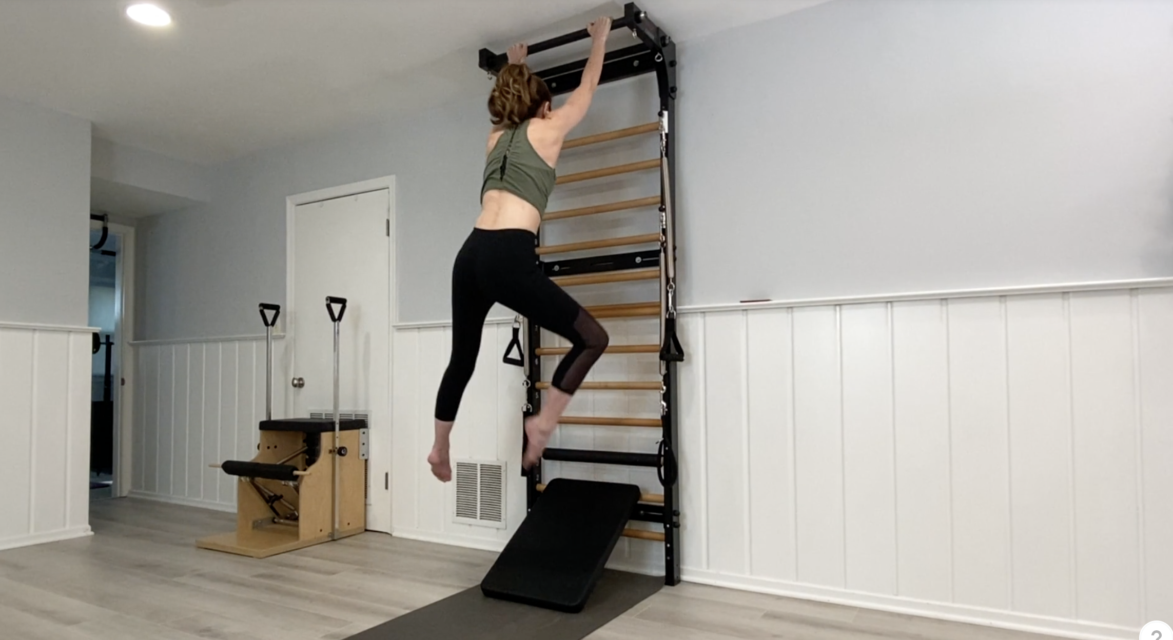 Mariska 7 - Full Body