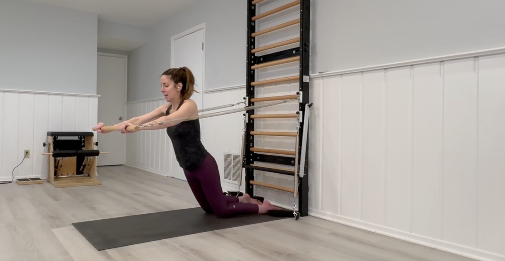 Mariska Ladder 23 - Full Body