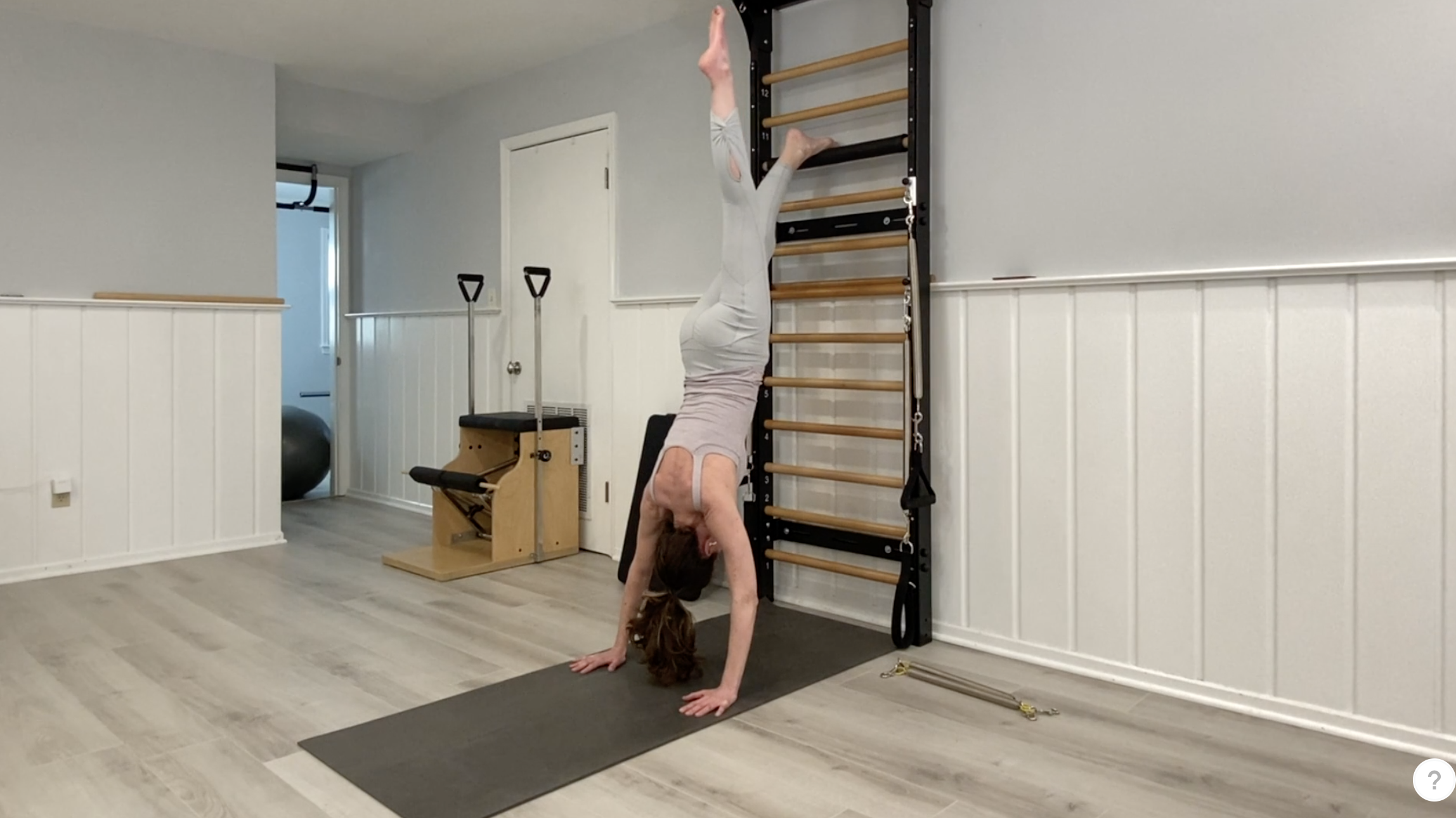 Mariska 6 - Shoulder Openers and Legs