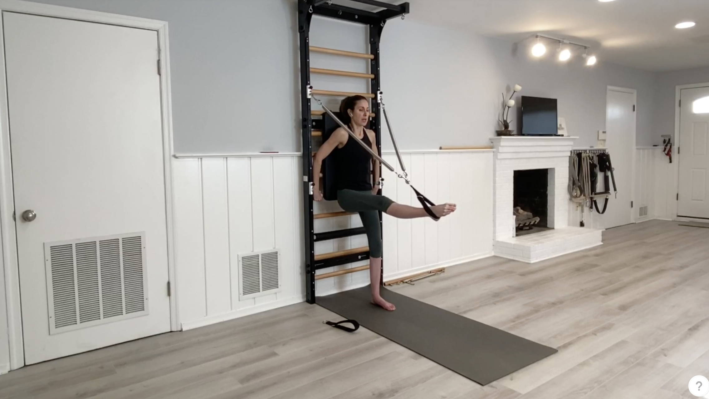 Mariska 2 - Backboard Ideas and Lots of Legs