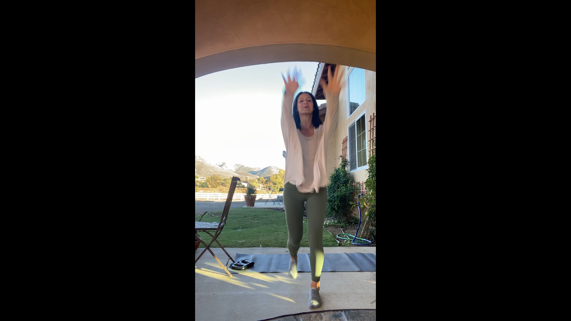 Barre25 with Stephanie (Glute + Upper Body focus)