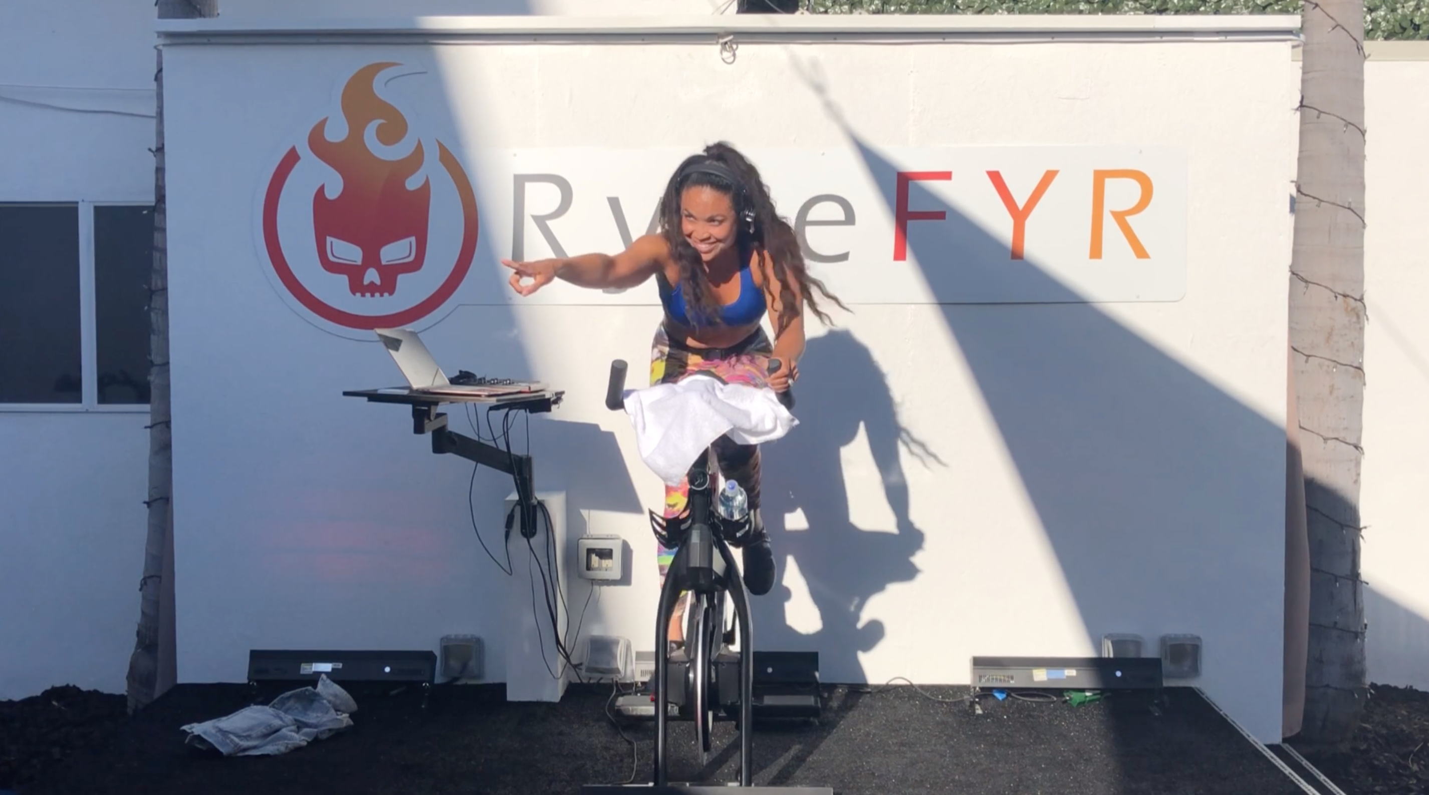 LIVE OASIS HIP HOP RYDE - 45 MIN