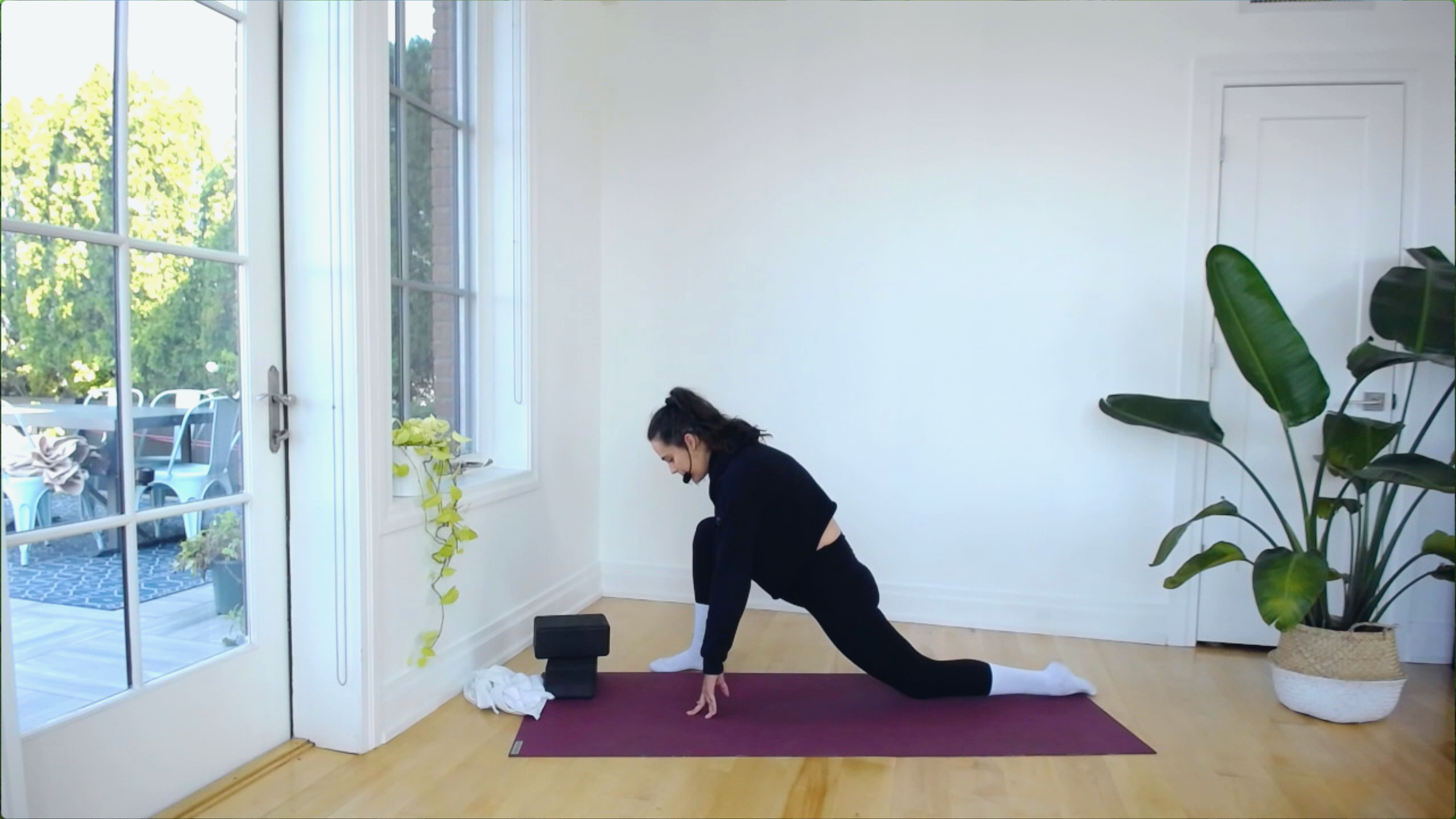 EXTENDED HAMSTRING STRETCH