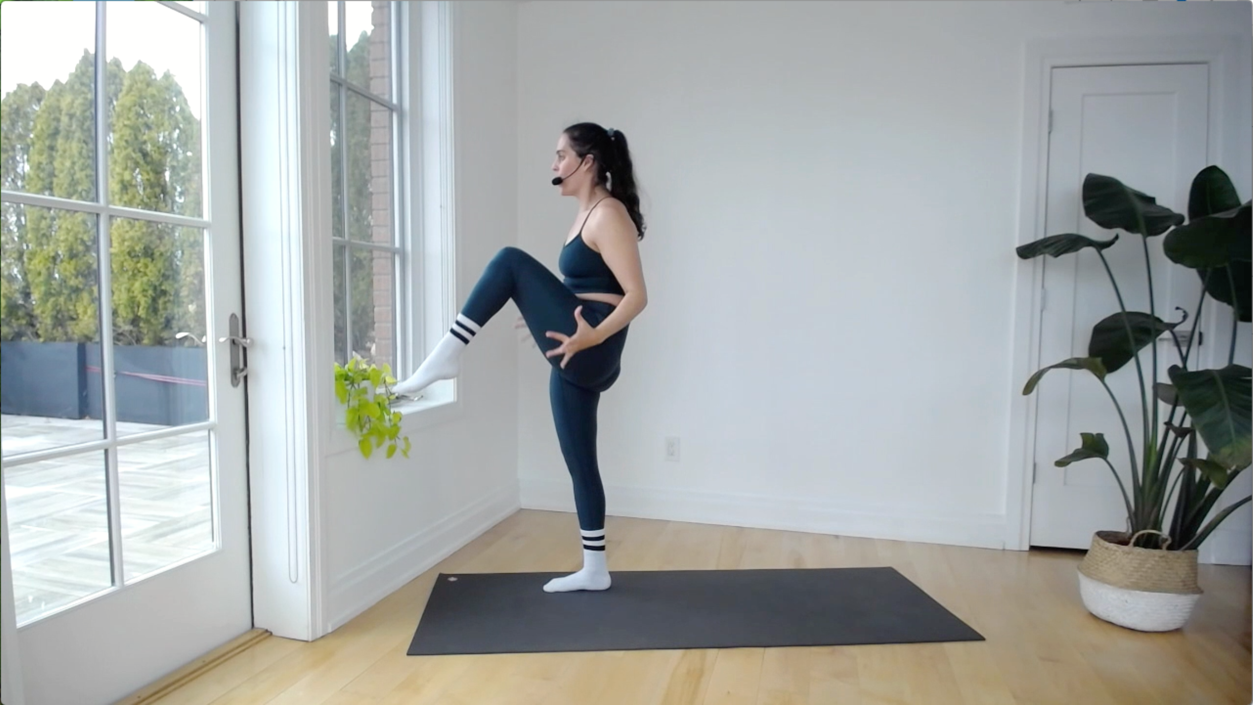 CARDIO BLAST 8: BODYWEIGHT 