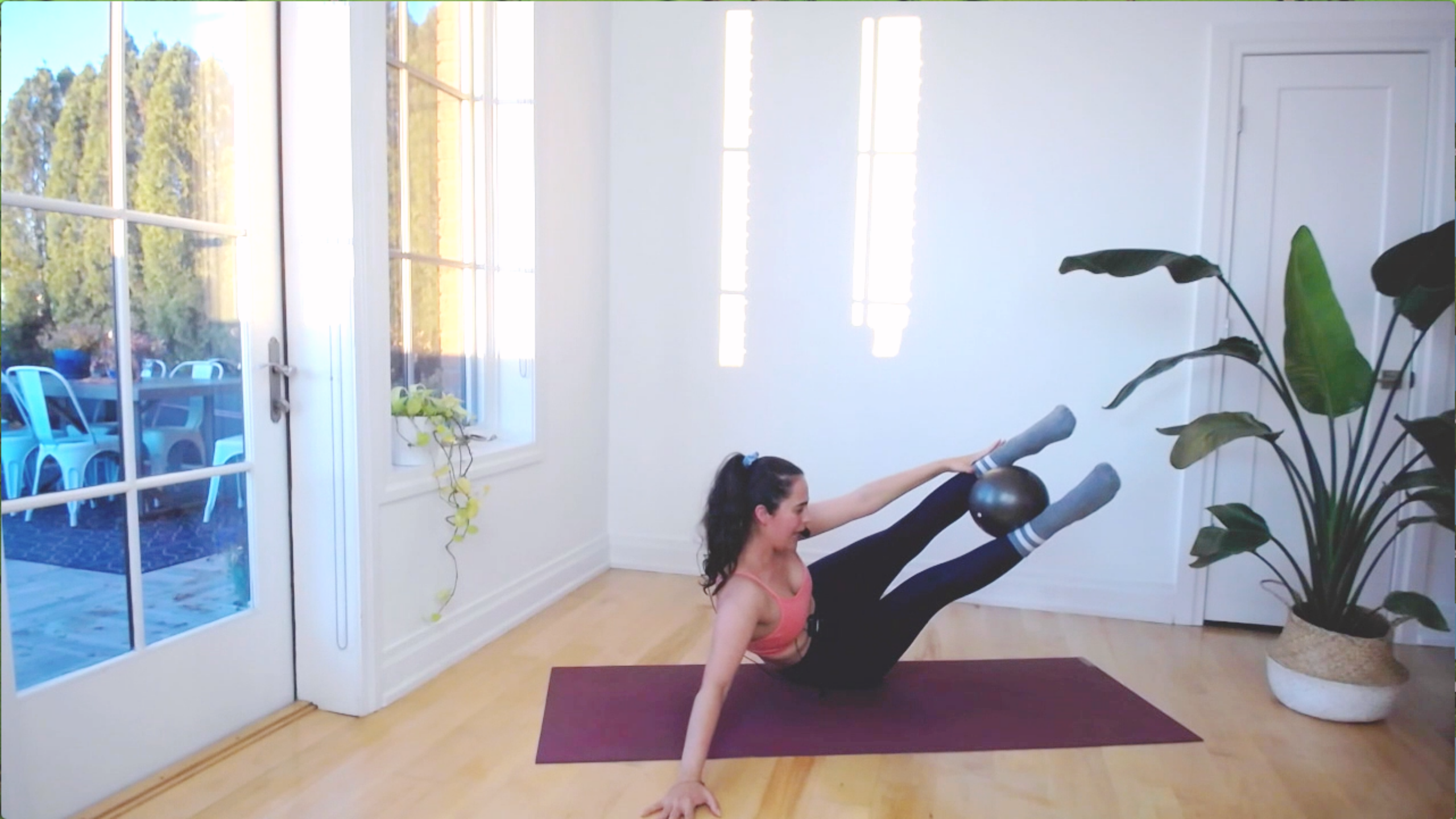 CORE BLAST 15: PILATES BALL