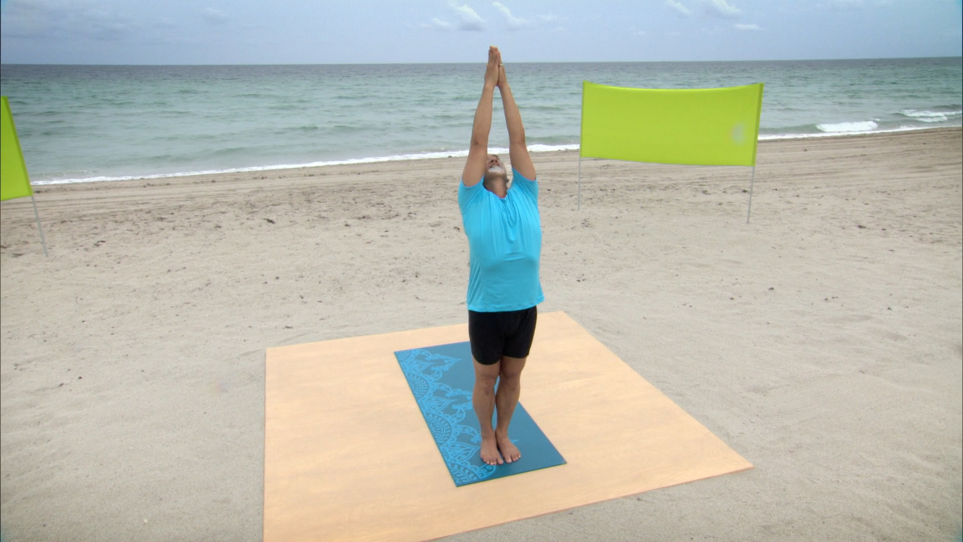 Rodney Yee‘s Yoga for Your Week