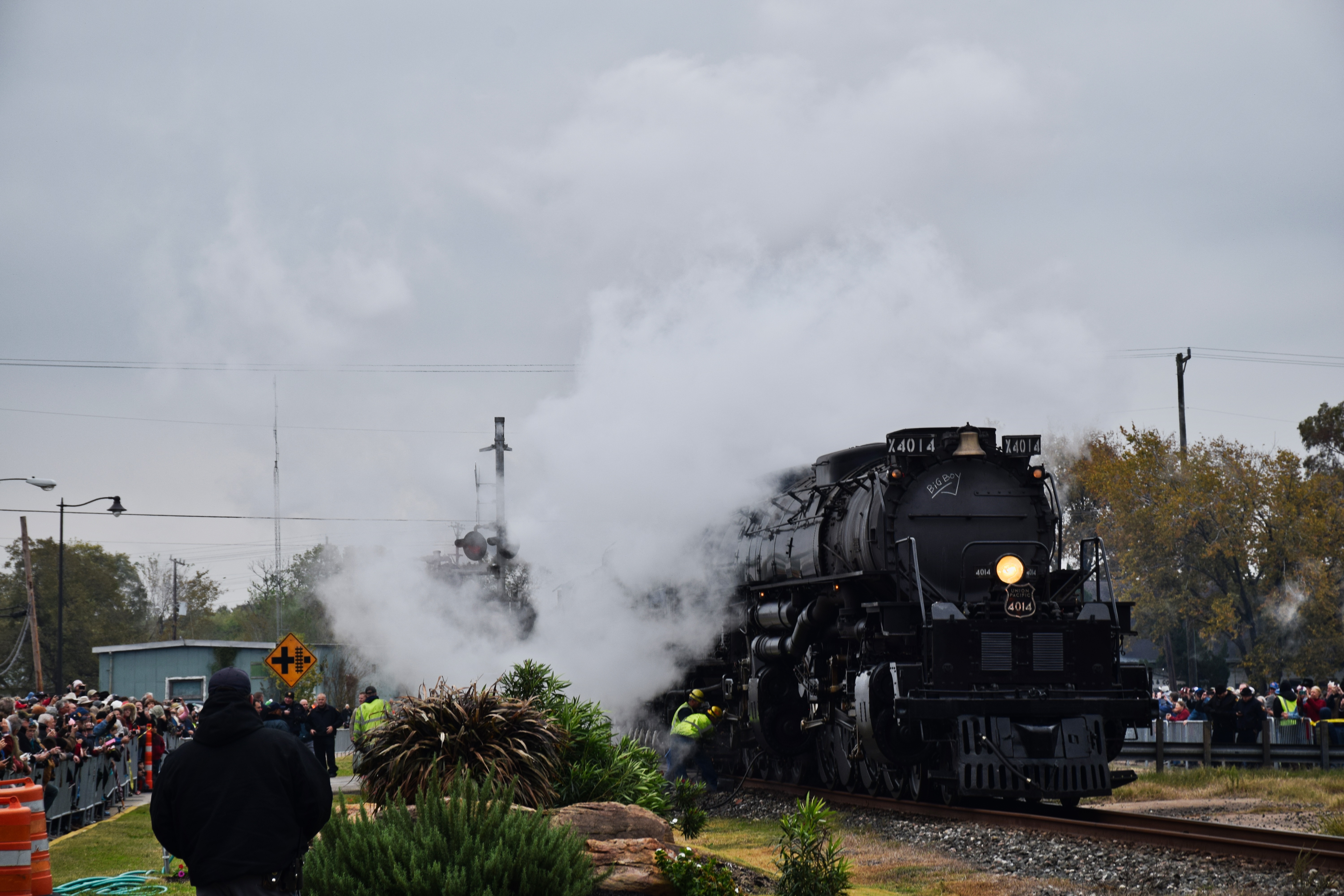Union Pacific Engine 4014 in November