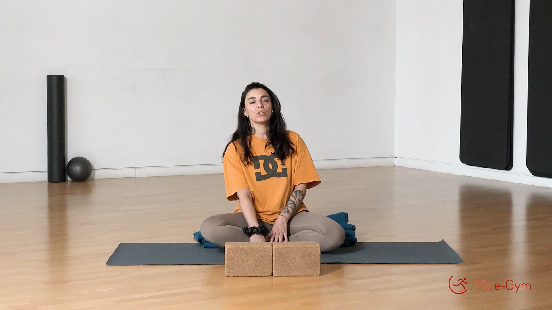 Mindfullness - Somatics Movement με την Πηνελόπη Ζηρινόγλου