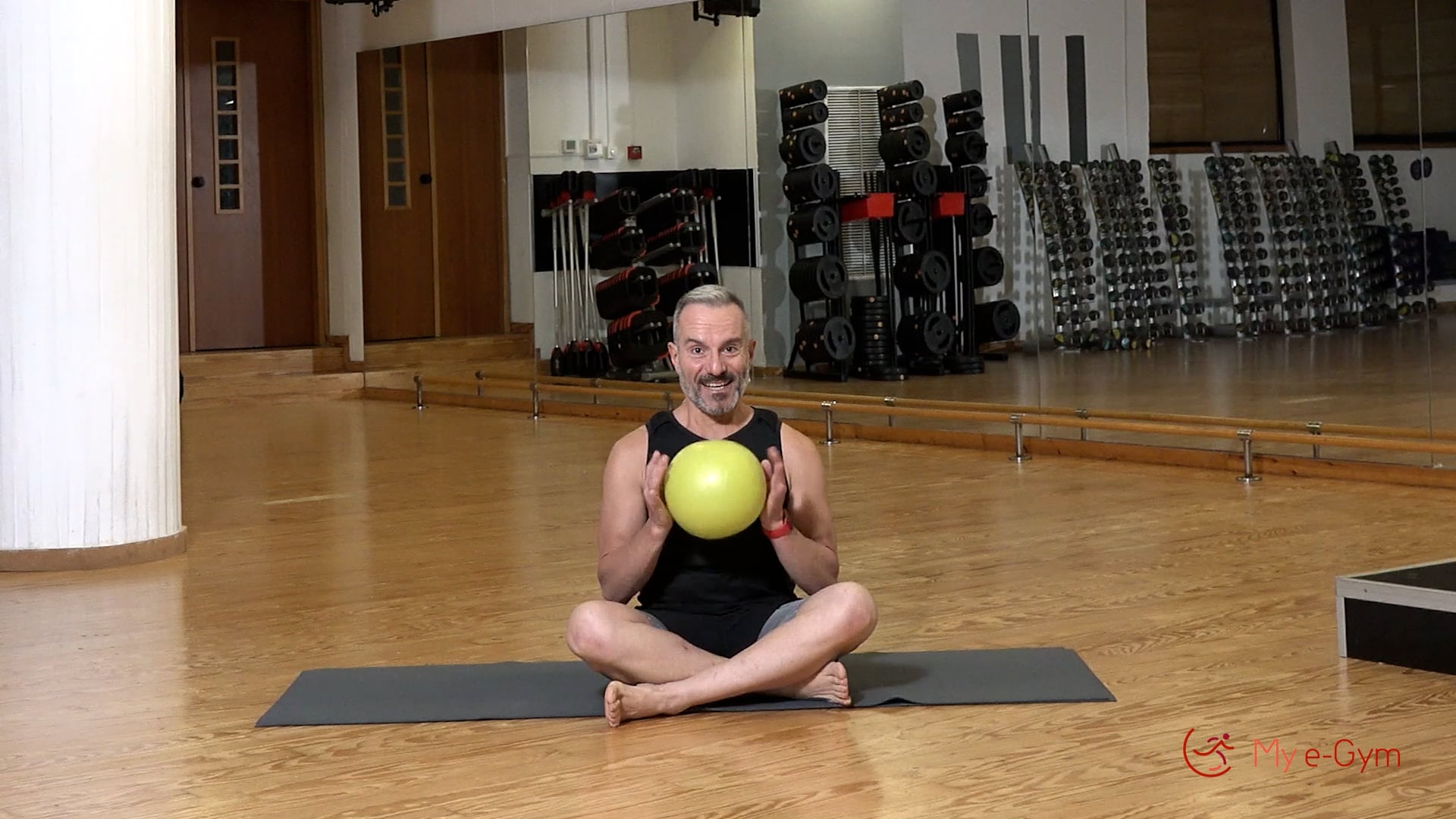 Pilates με τον Δημήτρη Κανδρή