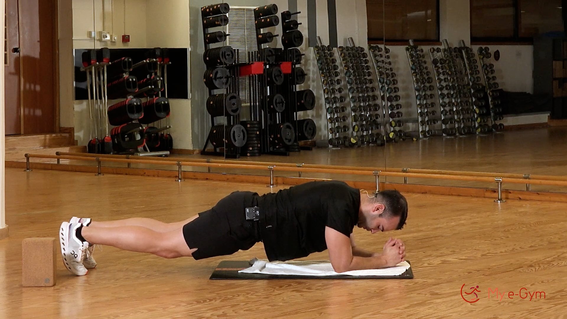 Hips and Abs με τον Λάζαρο Πάντο