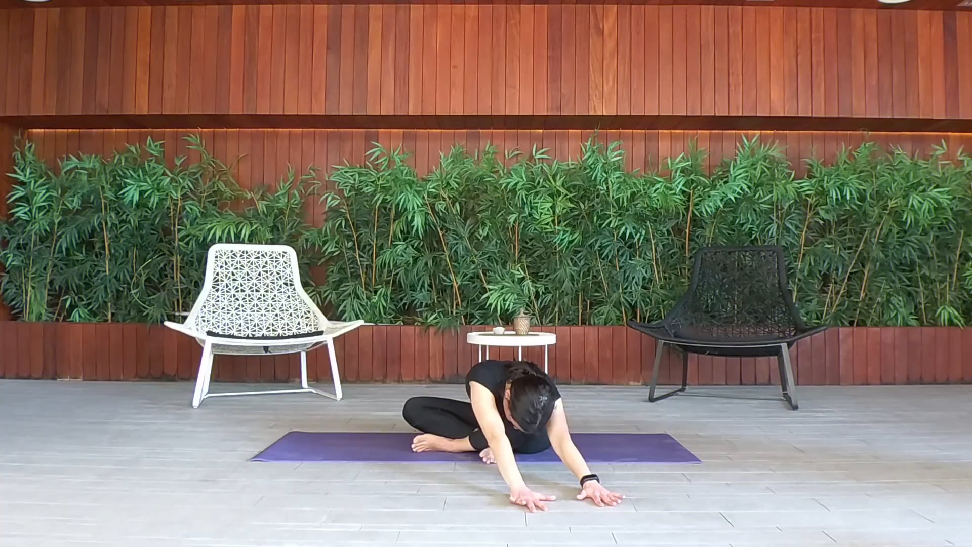 Morning Yoga με την Δήμητρα Σκούρα