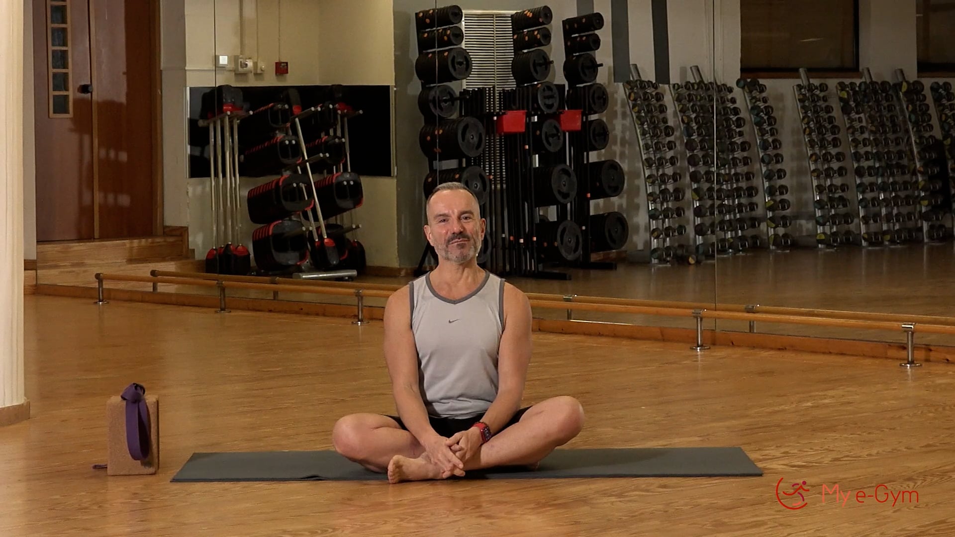 Yoga for Strength and Flexibility με τον Δημήτρη Κανδρή