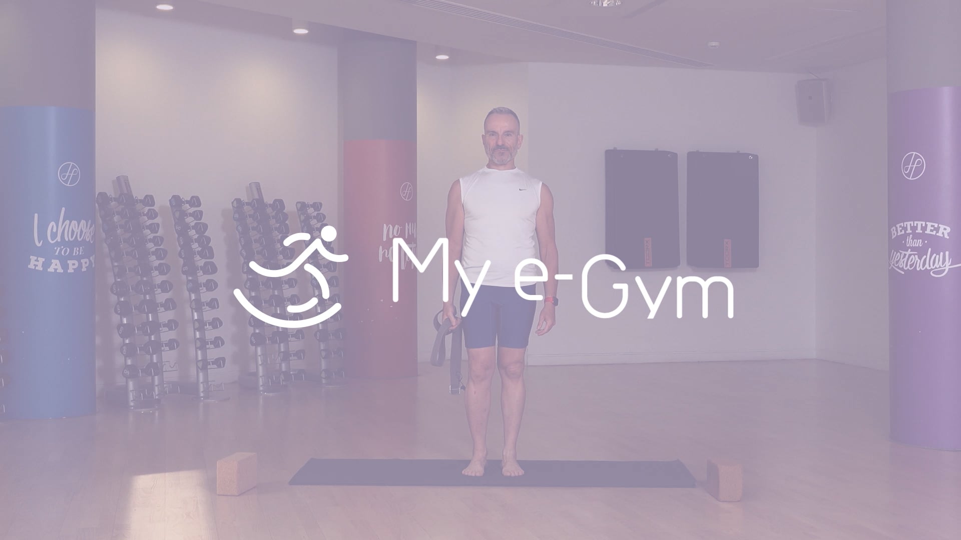 Morning yoga με τον Δημήτρη Κανδρή