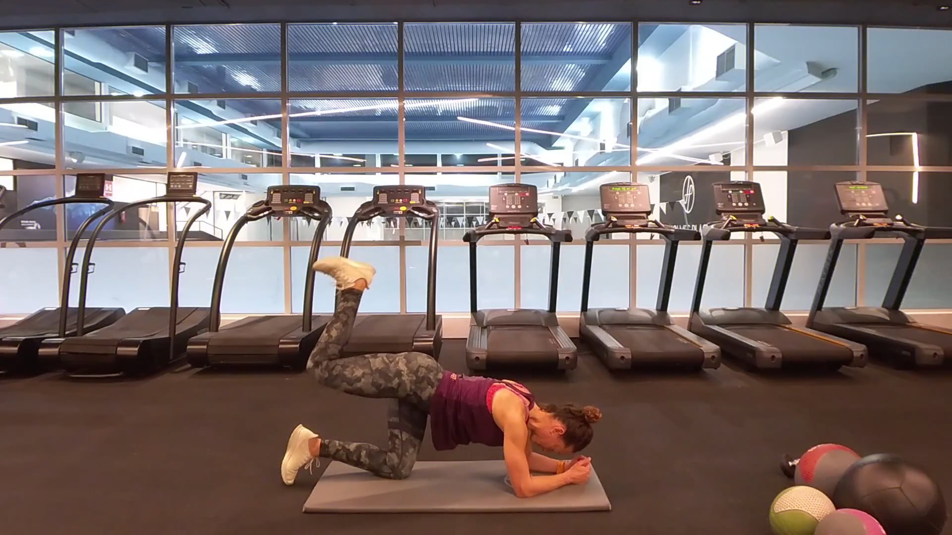 Hips and Abs με την Άρτεμις Παναγή