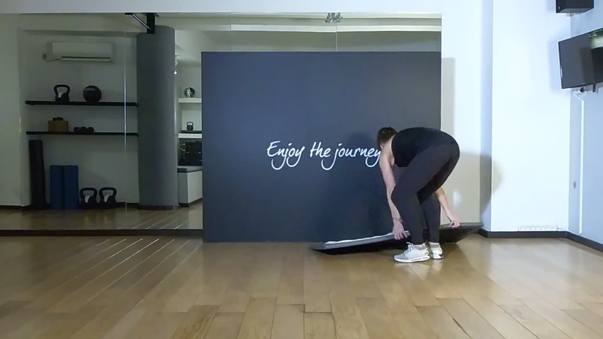 Hips and Abs με την Τάνια Μειμαρίδη