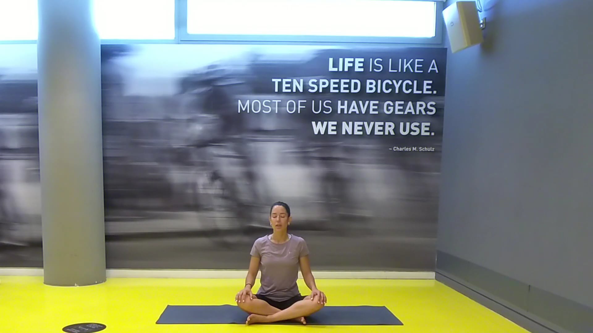 Yoga for Strength and Flexibility με την Δήμητρα Σκούρα