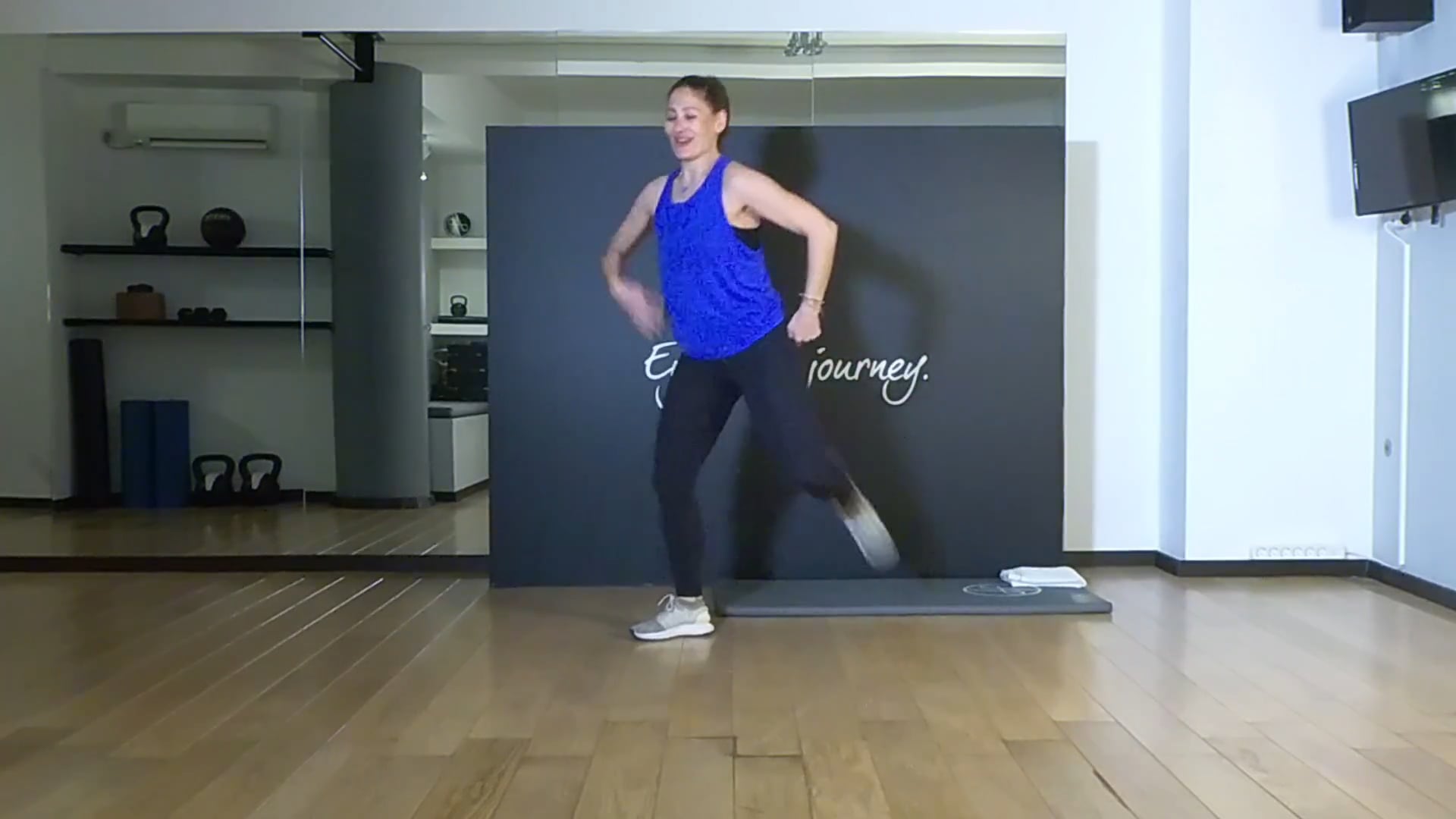 Hips and Abs με την Τάνια Μειμαρίδη