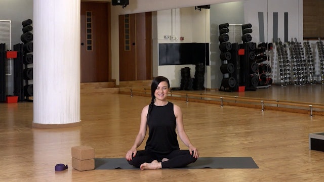 New to yoga με την Κατερίνα Γεωργοπούλου