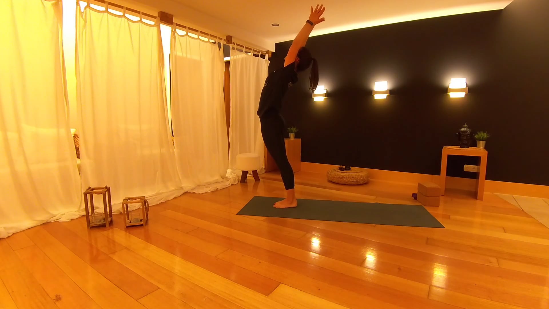 Morning Yoga με την Δήμητρα Σκούρα