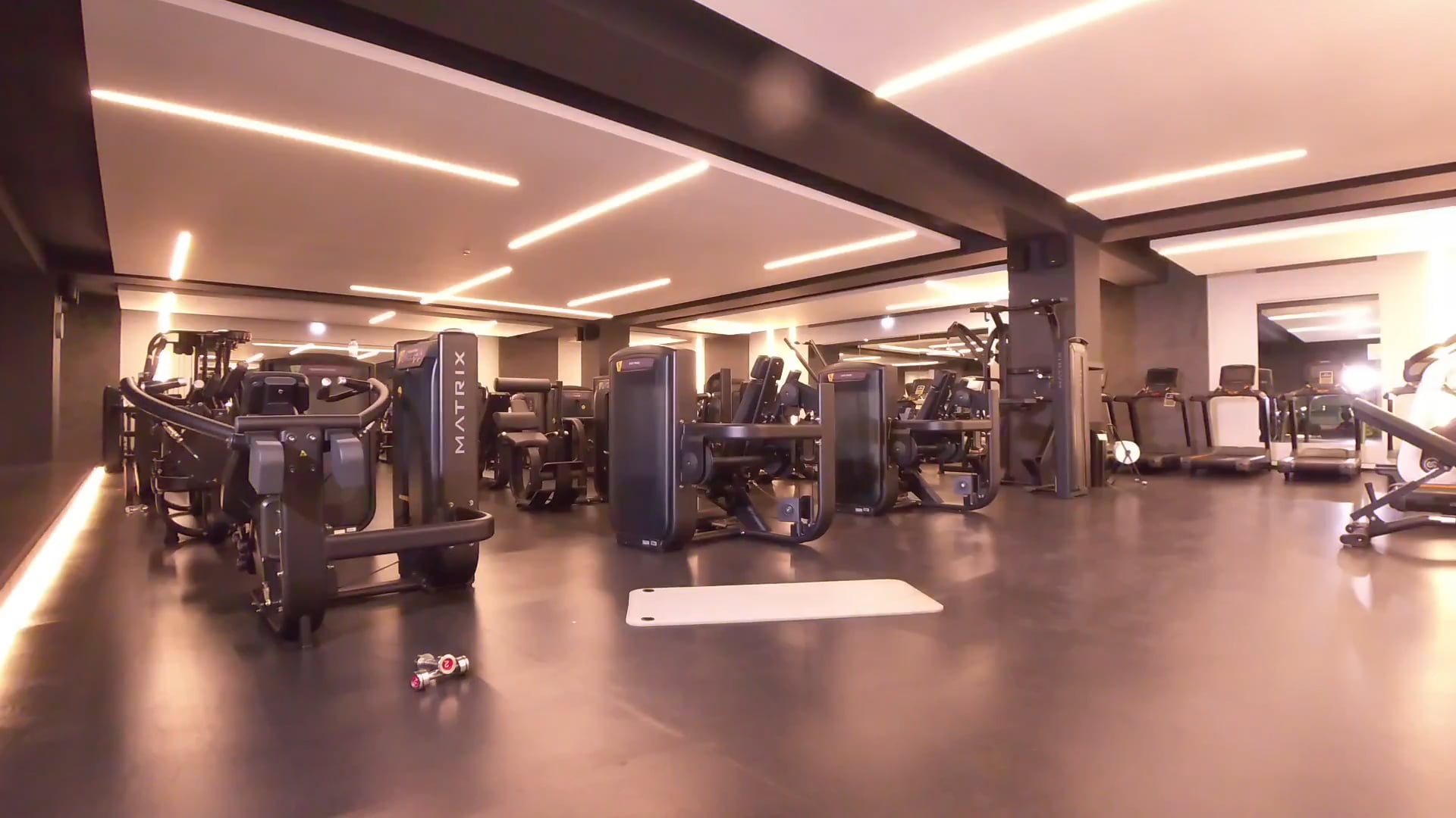 Body Weight Training με τον Μάριο Τάτση