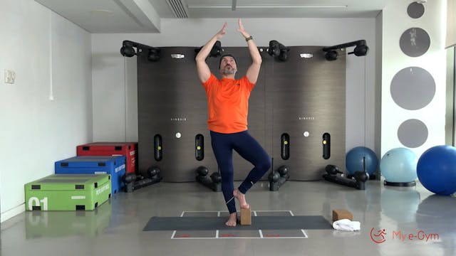 New to Yoga με τον Δημήτρη Κανδρή