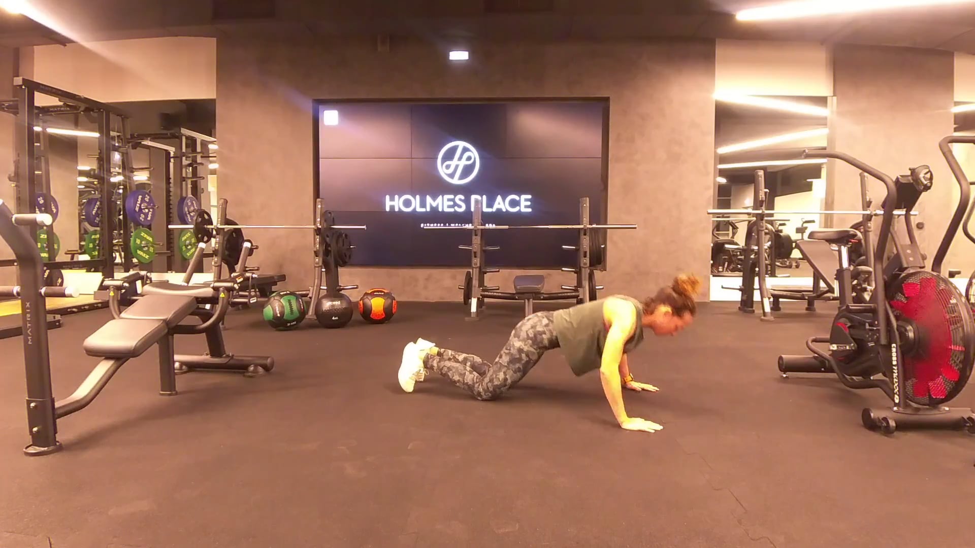 Body Weight Training με την Άρτεμις Παναγή