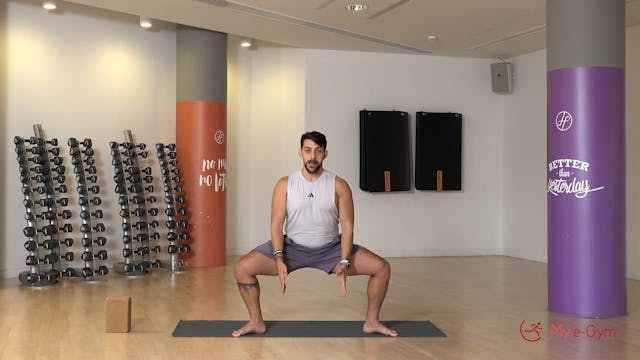 Pilates με τον Γιάννη Κουντούρη