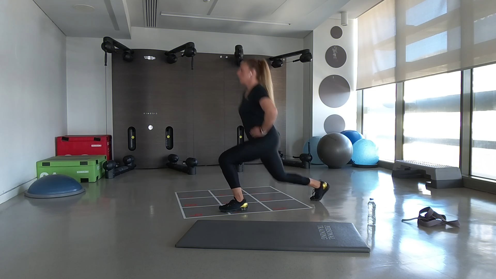 HITT με την Νικόλ Νικολέττου