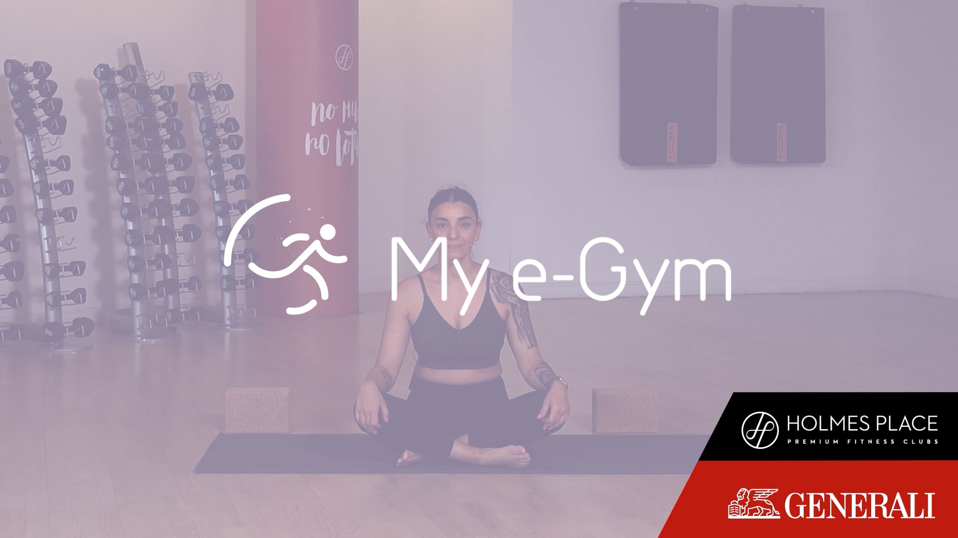 Morning yoga με την Πηνελόπη Ζηρινόγλου