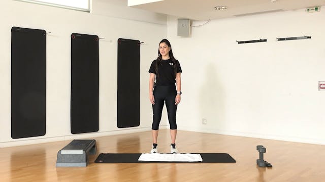 Hips and Abs με την Κέλλυ Μαγνησαλή